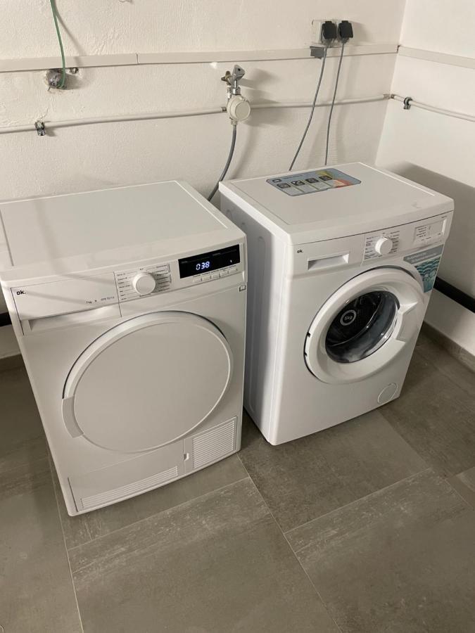 אמברג Am Exklusives Loft Mit 3 Schlafzimmern, Netflix, Zentral, Parkplatz מראה חיצוני תמונה