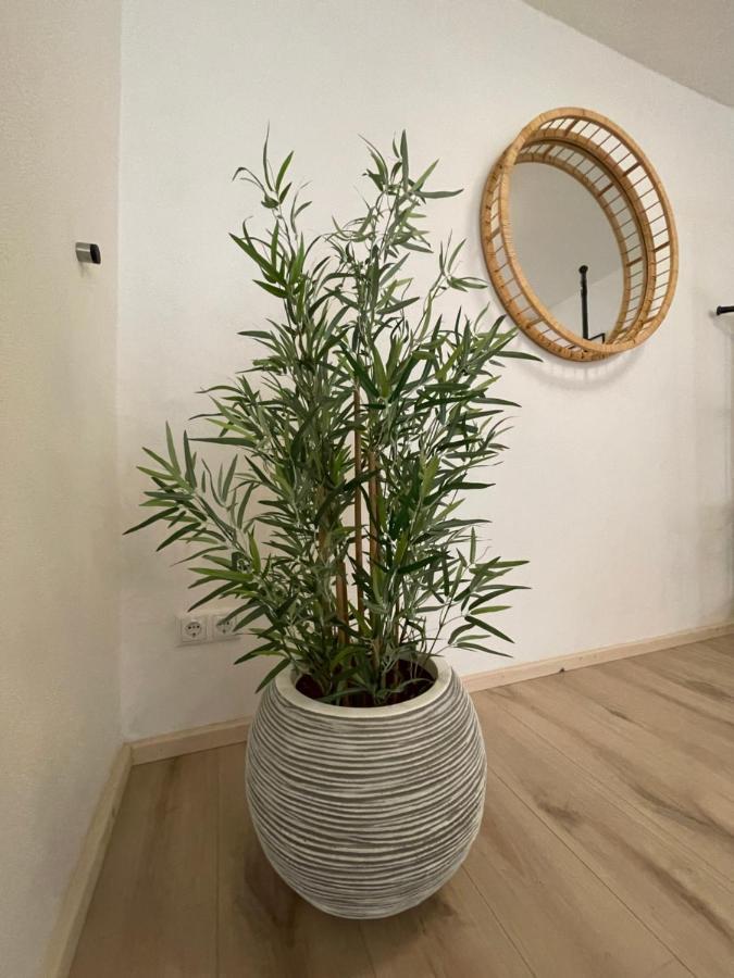 אמברג Am Exklusives Loft Mit 3 Schlafzimmern, Netflix, Zentral, Parkplatz מראה חיצוני תמונה